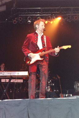 Anthony’s Pictures from Mohegan Sun Casino show 2001 – 8