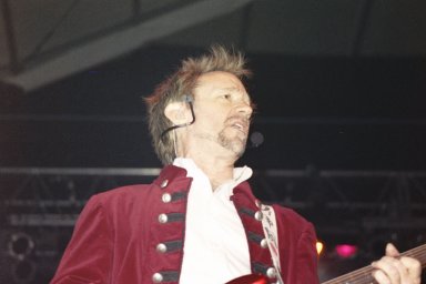 Anthony’s Pictures from Mohegan Sun Casino show 2001 – 1